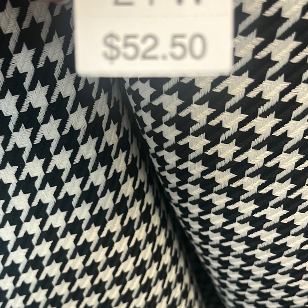 Black and White Houndstooth Skirt by Jones Studio - Picture 2 of 4